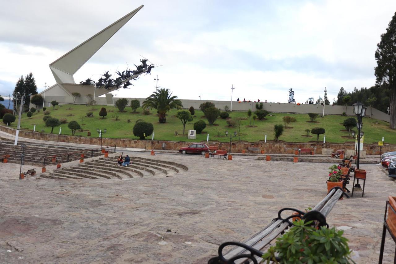 Hotel Lancers - Pantano De Vargas Paipa Boyaca Экстерьер фото